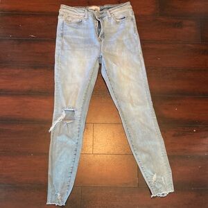 Women’s Vervet Light Wash Jeans